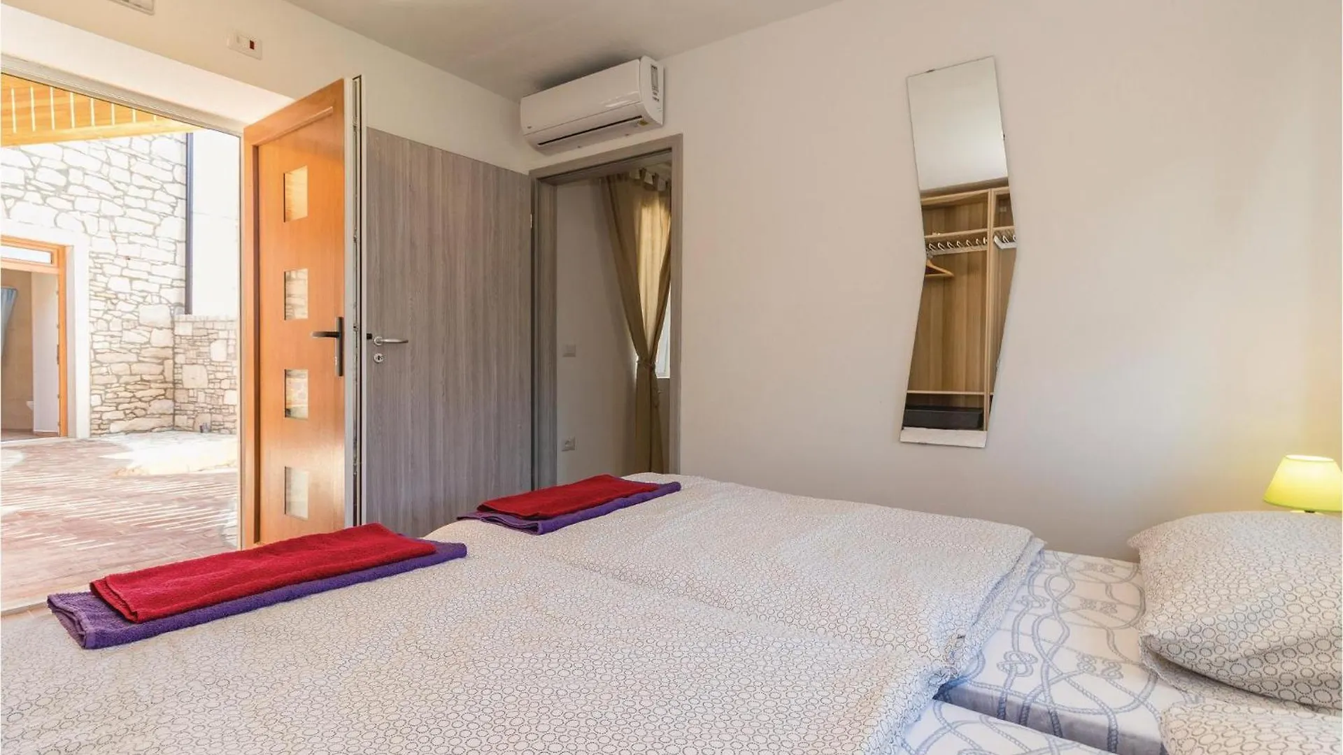 Awesome Home In Marcana With Kitchen Orbanici