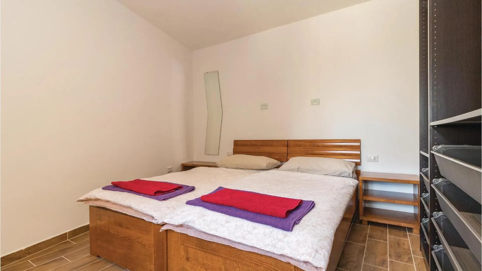Awesome Home In Marcana With Kitchen Orbanici 0*,